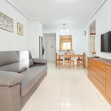 2 Bedroom Gorgeous In * Oropesa del Mar