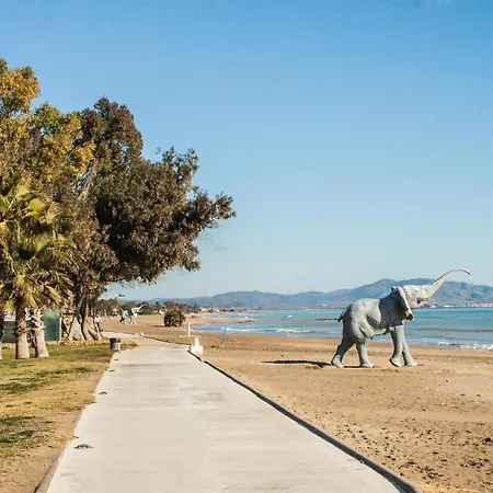 2 Bedroom Gorgeous In * Oropesa del Mar